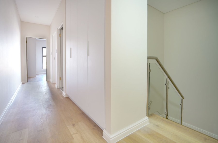 To Let 3 Bedroom Property for Rent in Sandown Western Cape